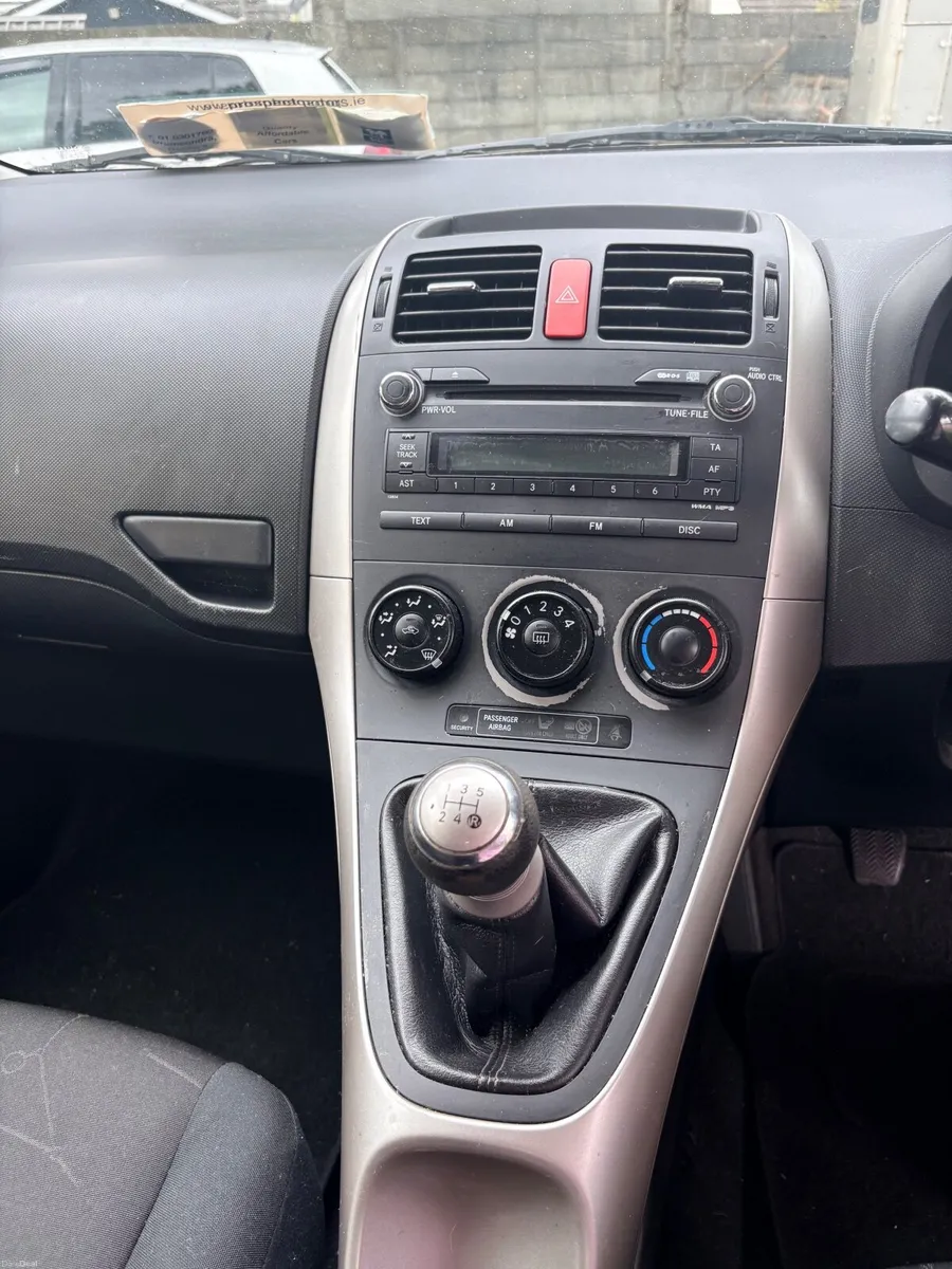 Toyota Auris 2007 - Image 3