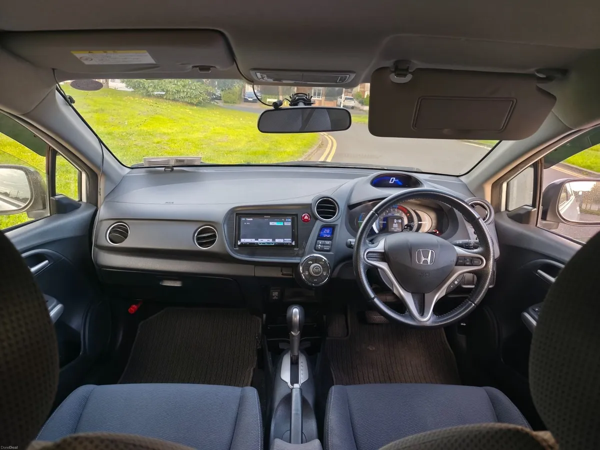 Honda Insight 2011 Automatic - Image 4