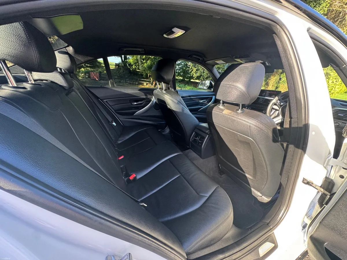 BMW 330D M Sport Auto - Image 2