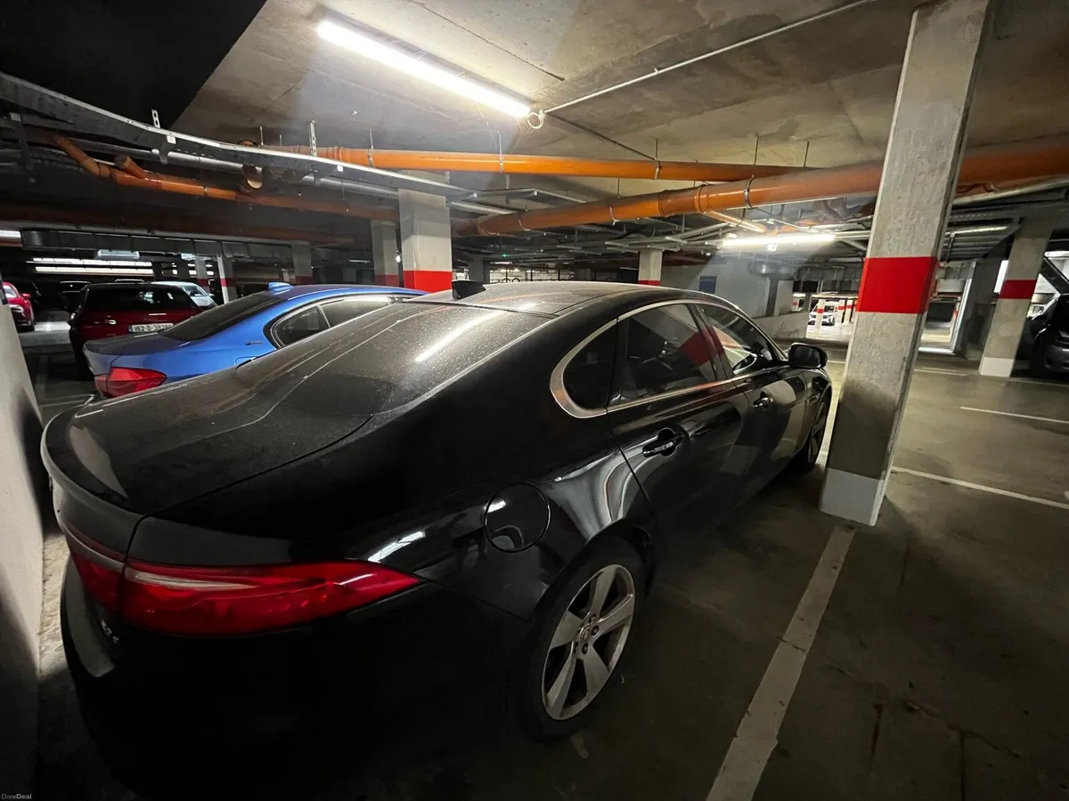 Jaguar XF - Image 3