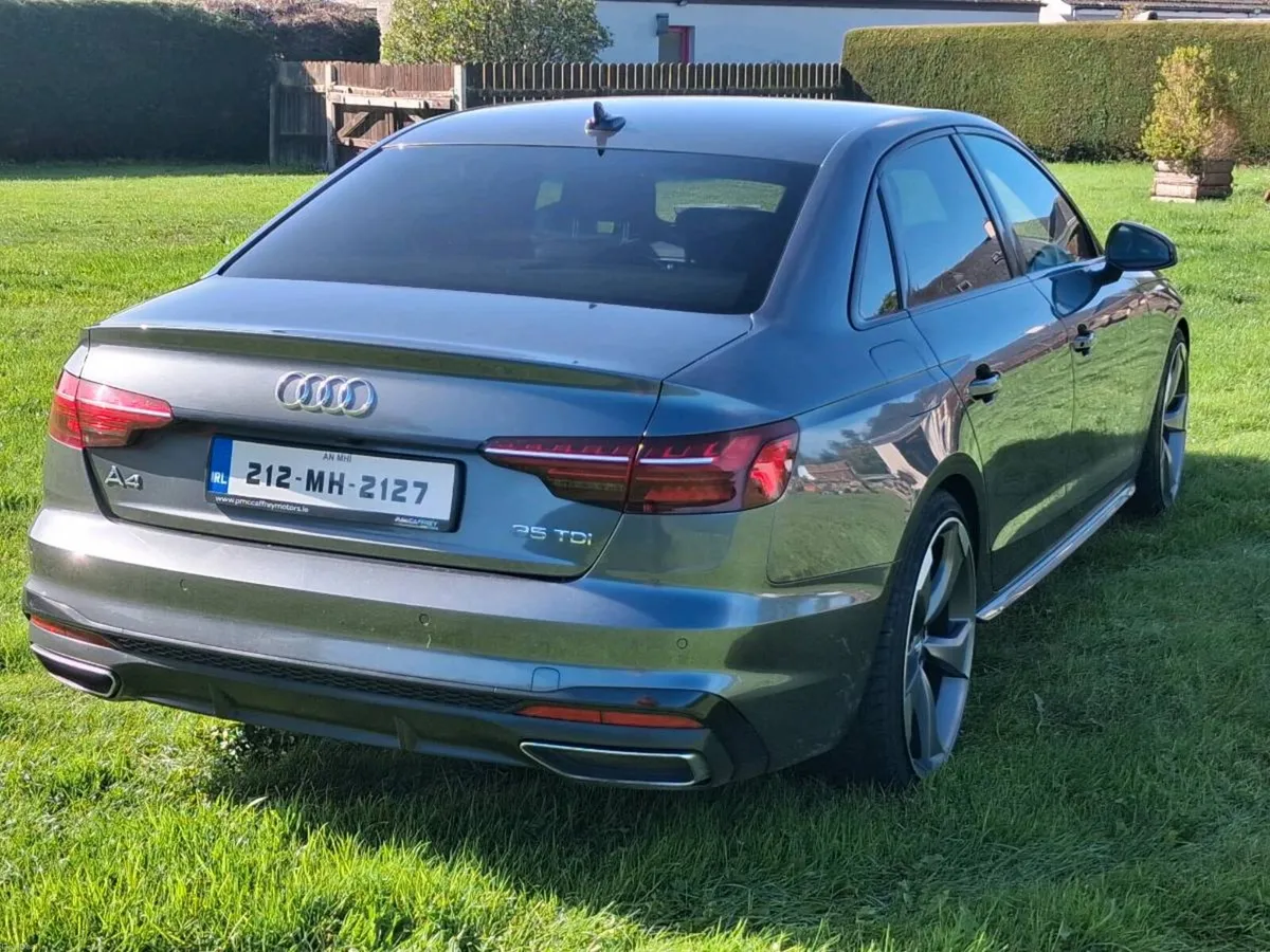 Audi A4 SPORT 2.0L 35 TDI 163 BHP  BLACK EDITION - Image 5