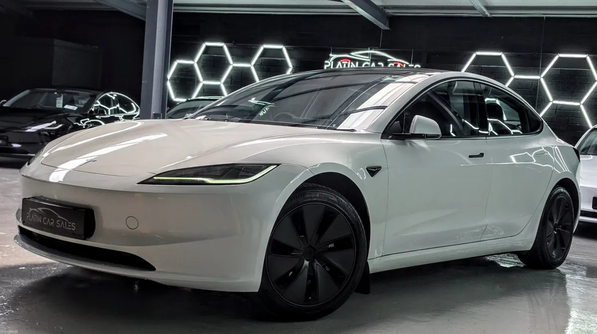 🔥2024 Tesla Model 3 Highland RWD Premium - Image 2