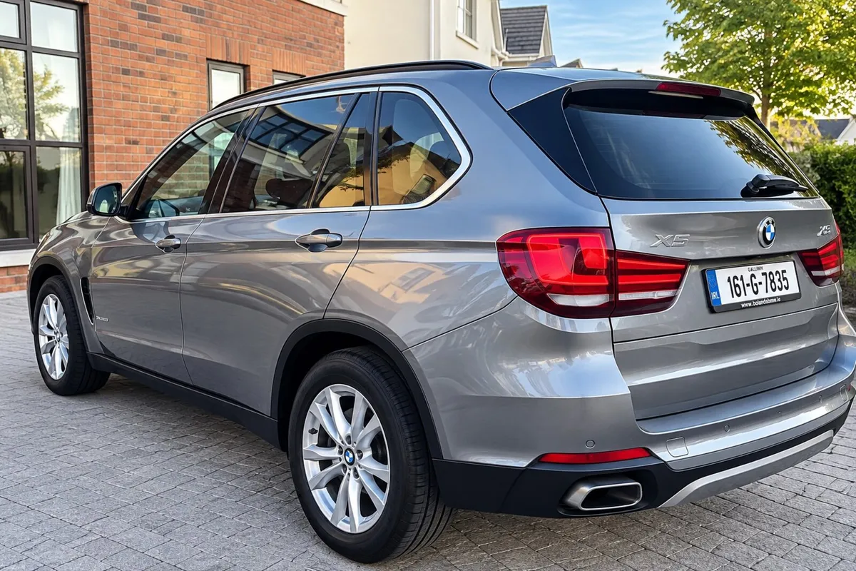 BMW X5 xDrive40e F15 - Plug-in Hybrid Automatic - Image 4