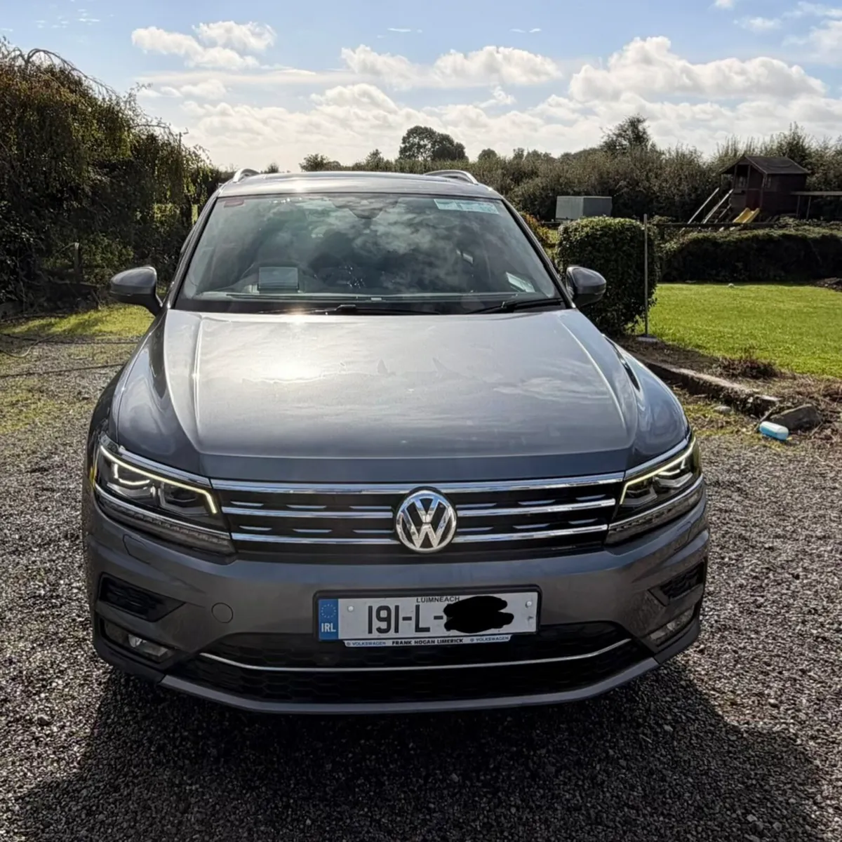 Volkswagen Tiguan automatic - Image 6