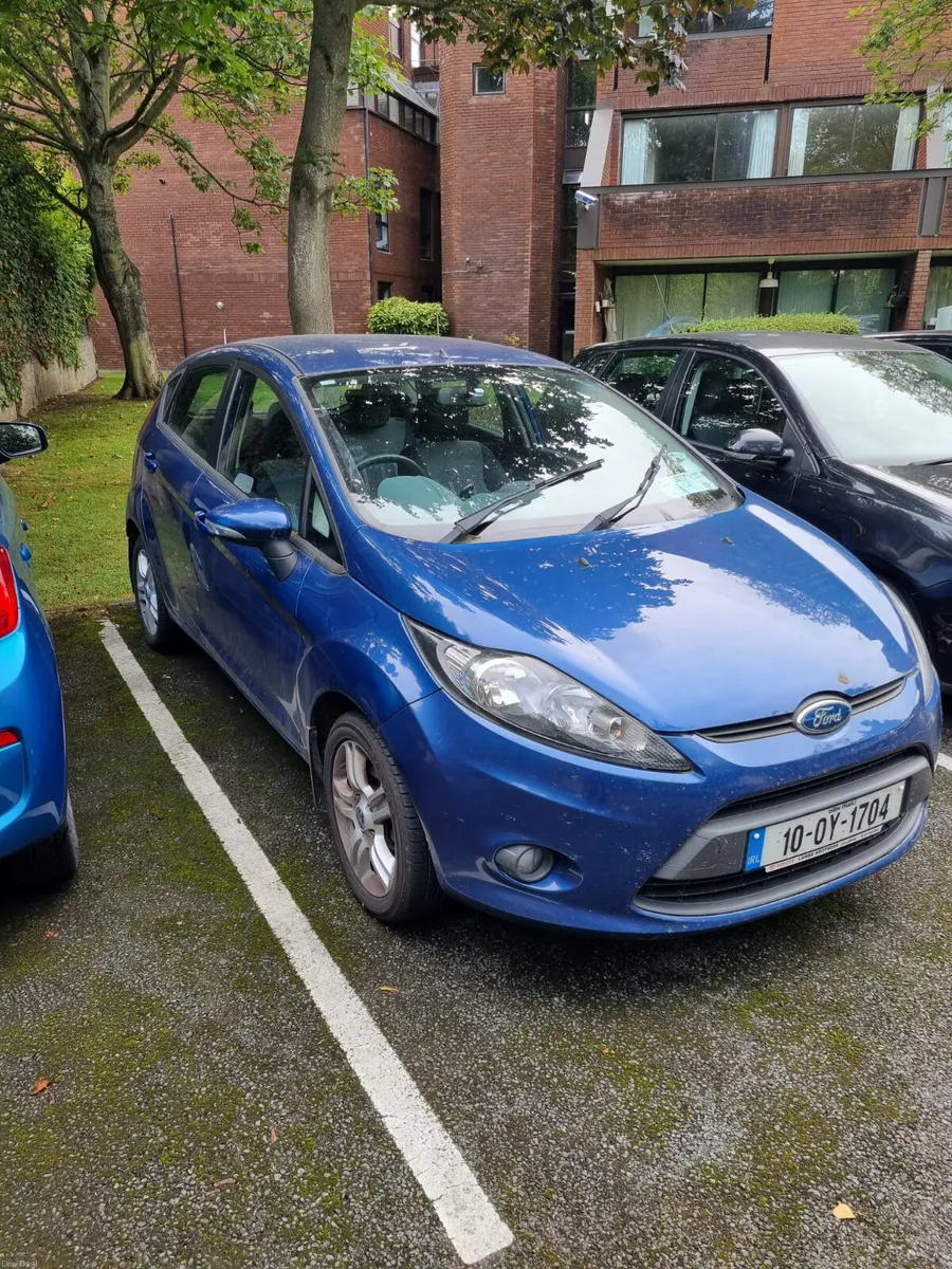 Ford Fiesta 2010 newshape nct&tax €1333 - Image 4