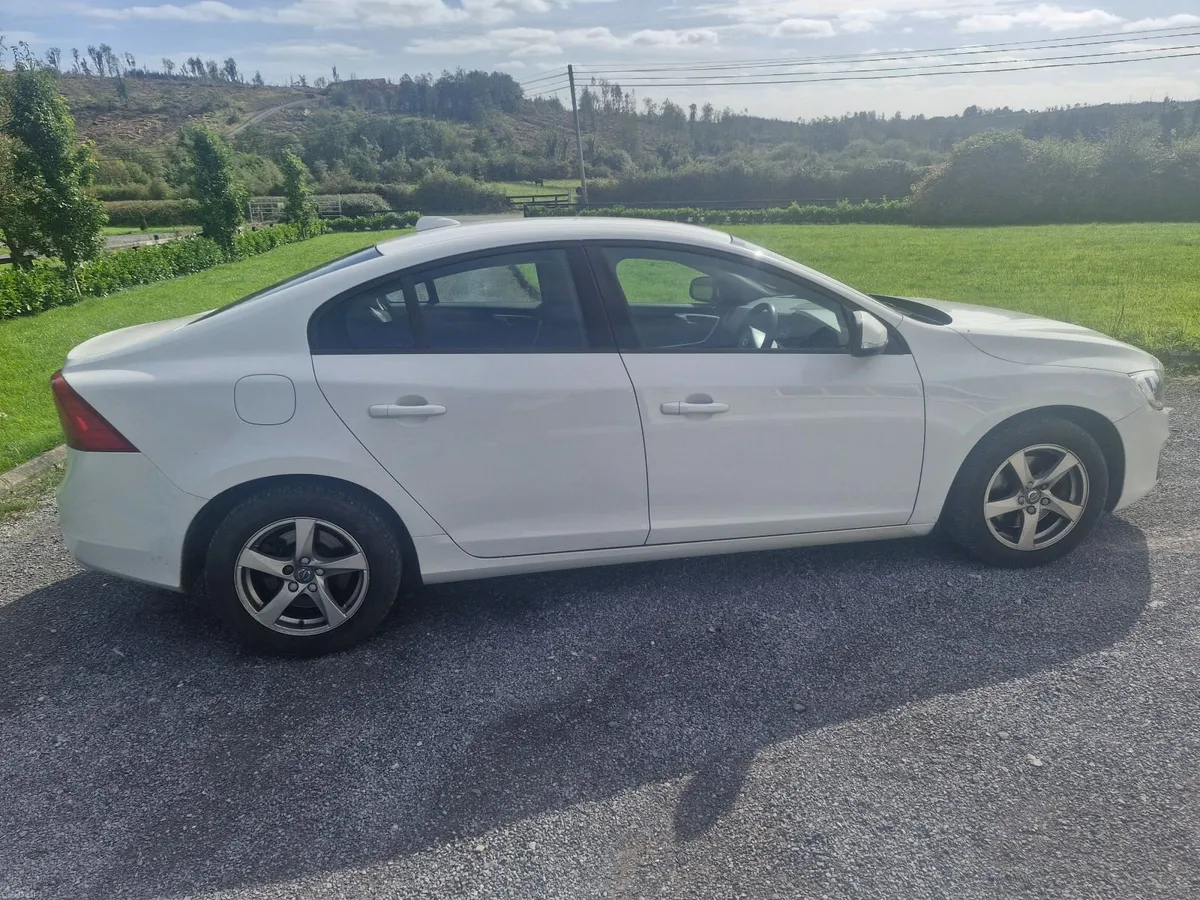 Volvo S60 2018 - Image 1