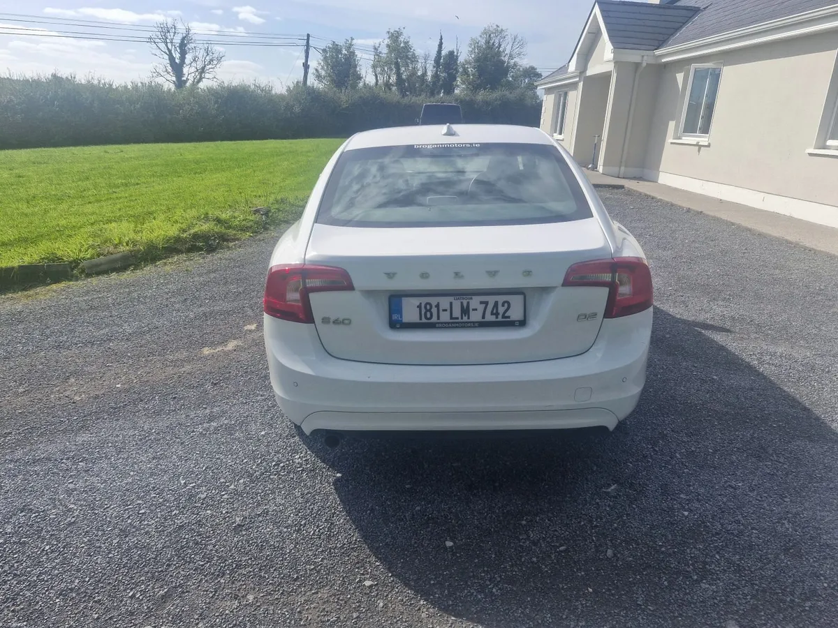 Volvo S60 2018 - Image 6