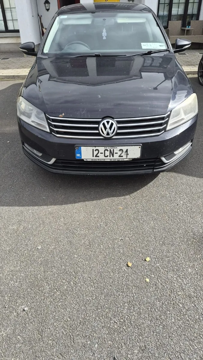 Volkswagen Passat 2012 - Image 1