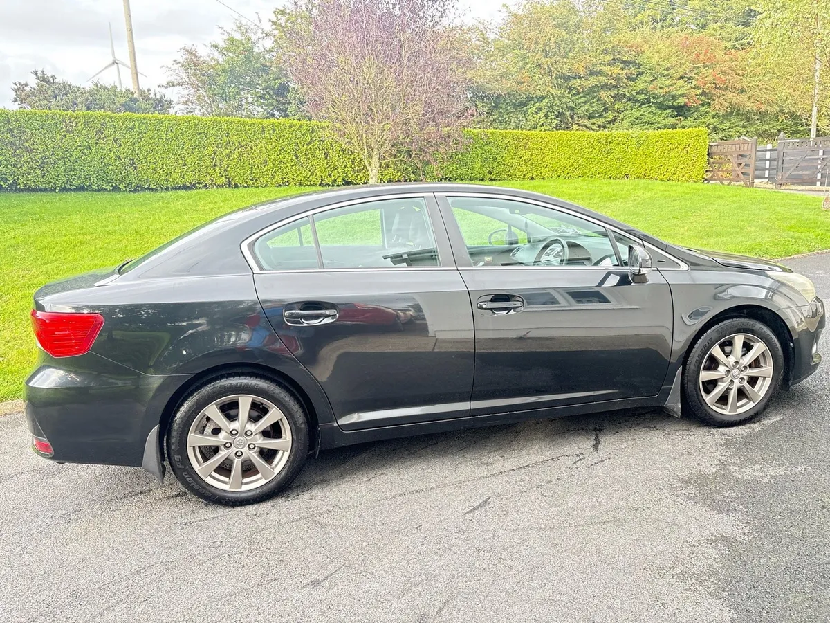 Toyota Avensis 2.0 Litre D4D Strata ONLY 132 kms - Image 2