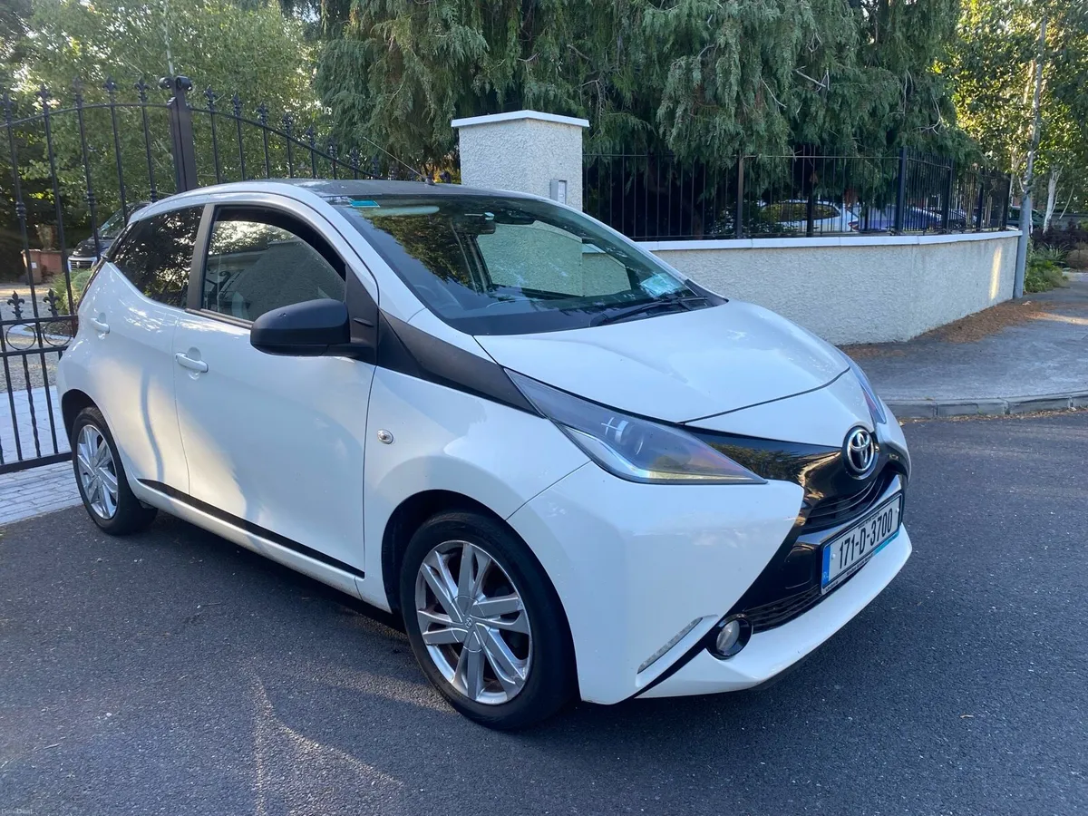 2017 Toyota Aygo 1.0 X-play 4 Door NCT an Taxed - Image 1