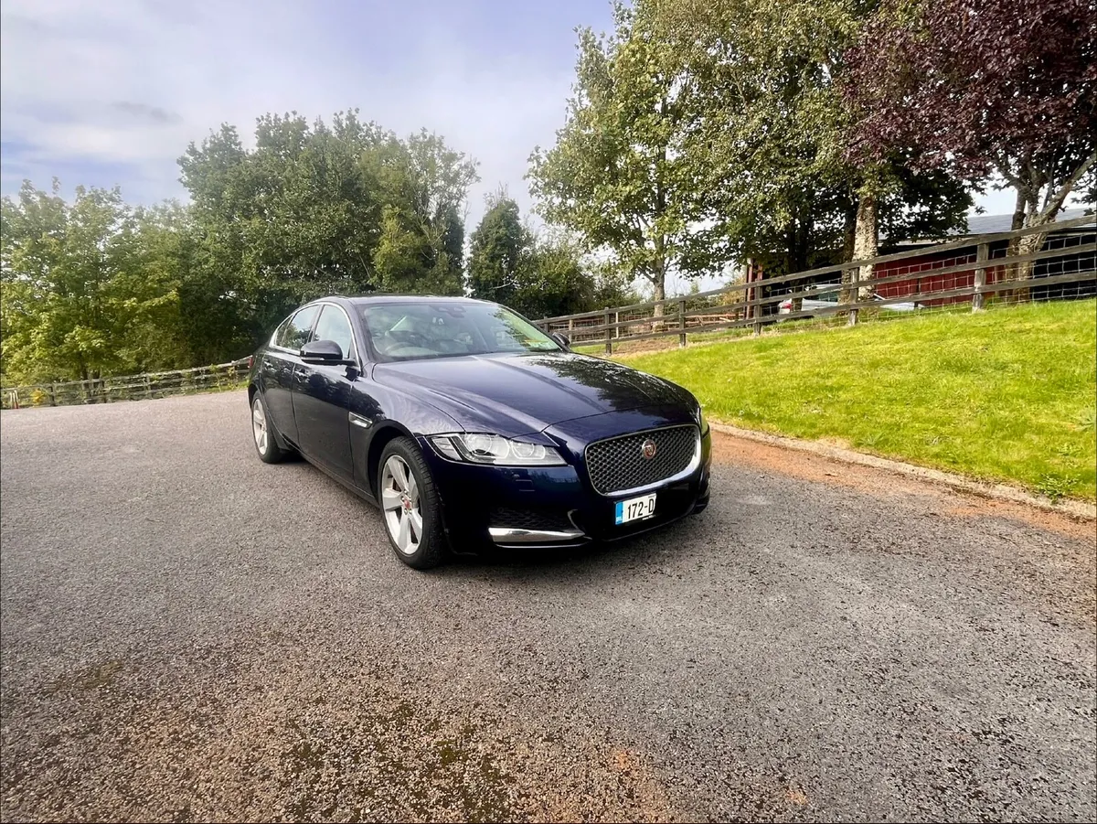Jaguar XF 2017 - Image 4
