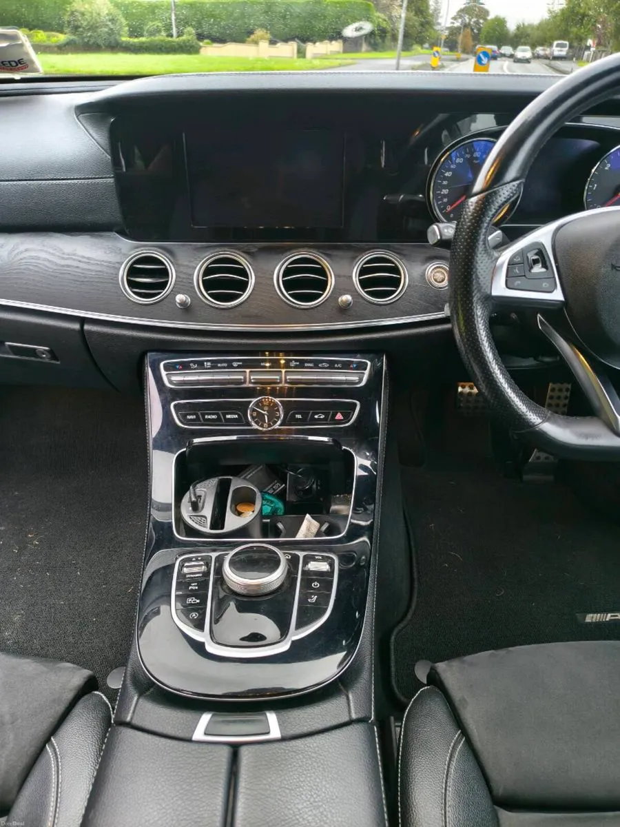 Mercedes 220CDI AMG Line - Image 3