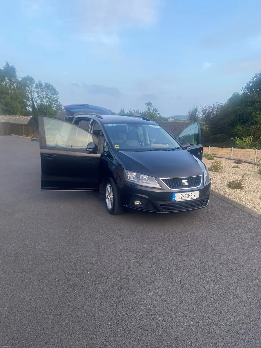 Car - Image 2