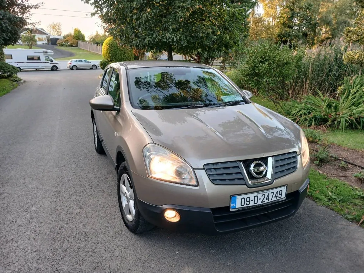 Nissan qashqai 98miles one owner new nct - Image 4