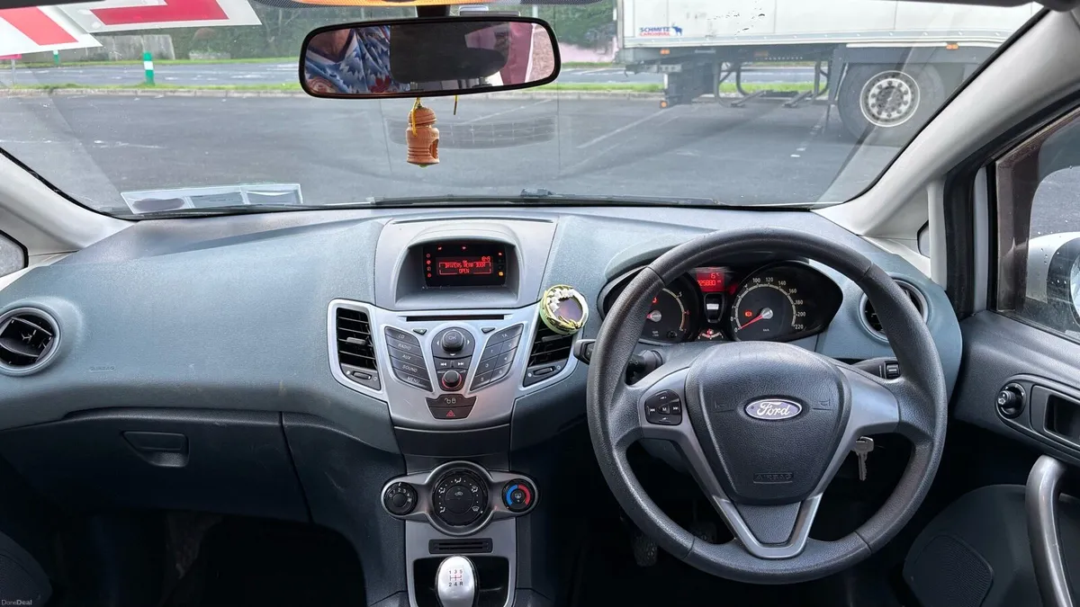 Ford Fiesta 1.25 2010 - Image 5