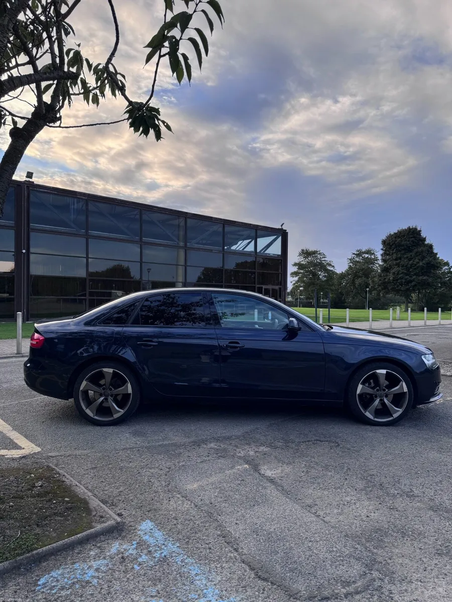 Audi A4 - Image 5