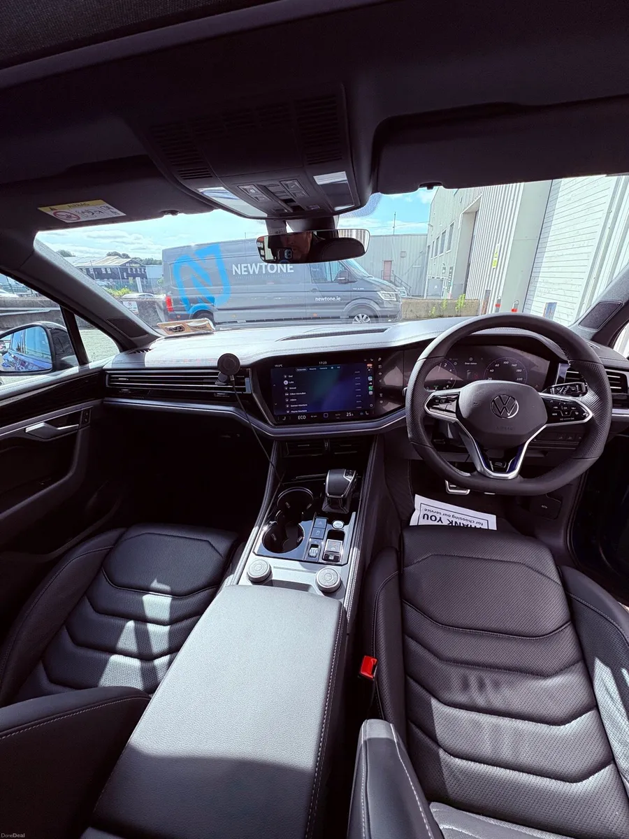 2024 (242) Volkswagen Touareg R-Line 3.0 TSI PHEV - Image 6