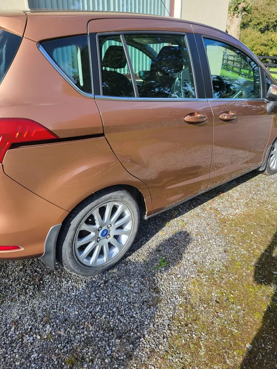 Ford B-Max 2012 - Image 2