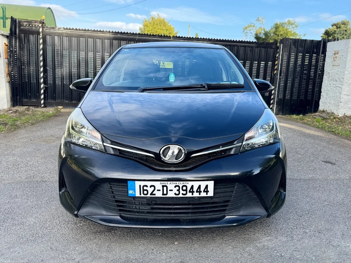2016 TOYOTA VITZ. NEW NCT. AUTO 1.3L MINT COND - Image 2
