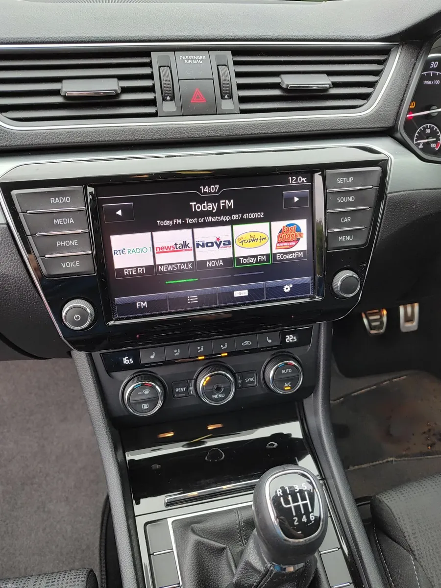 Skoda Superb  AMBITION 1.6 TDI 120BHP 4DR - Image 3