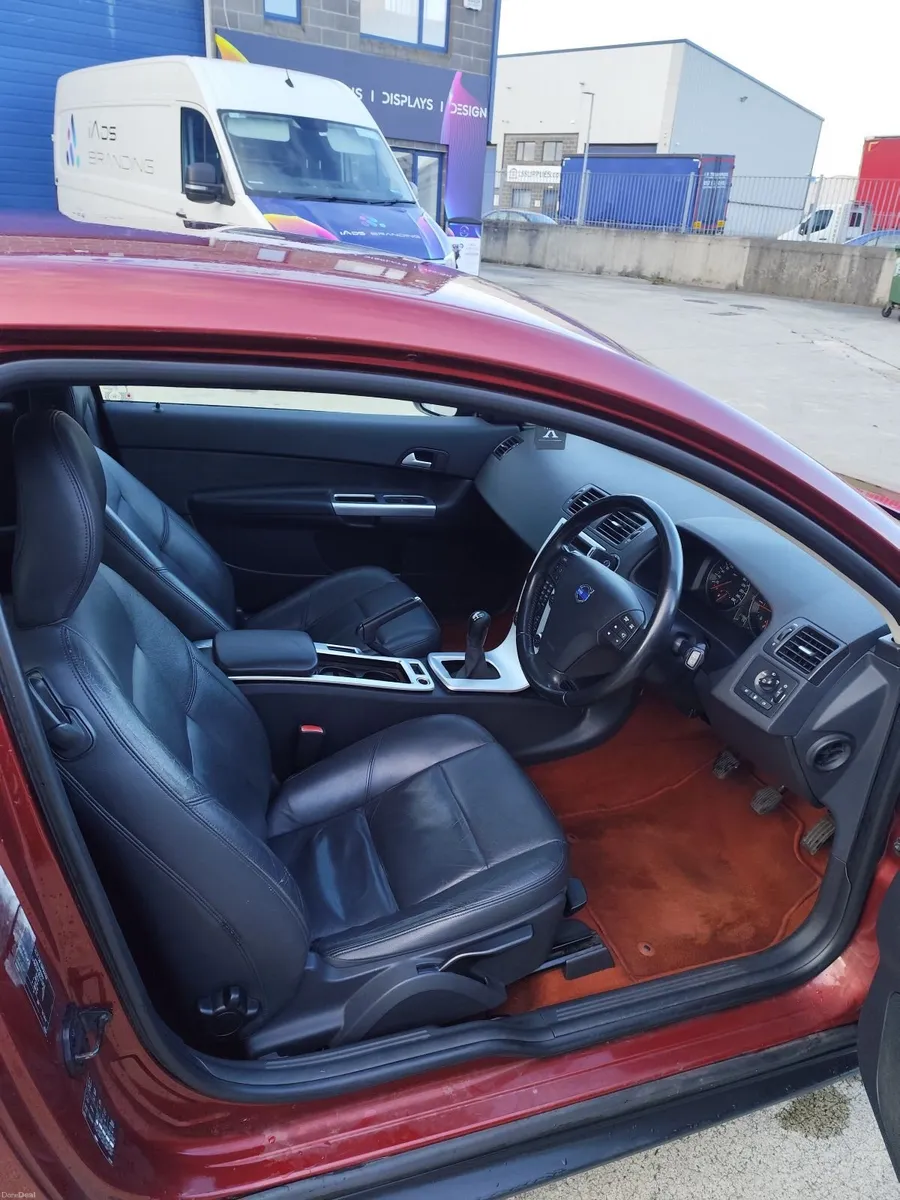 Volvo C30 2011 1.6d new nct till 10/27 - Image 5