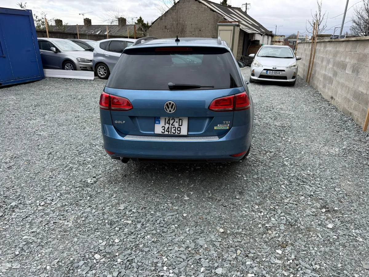Volkswagen Golf 2014 - Image 2