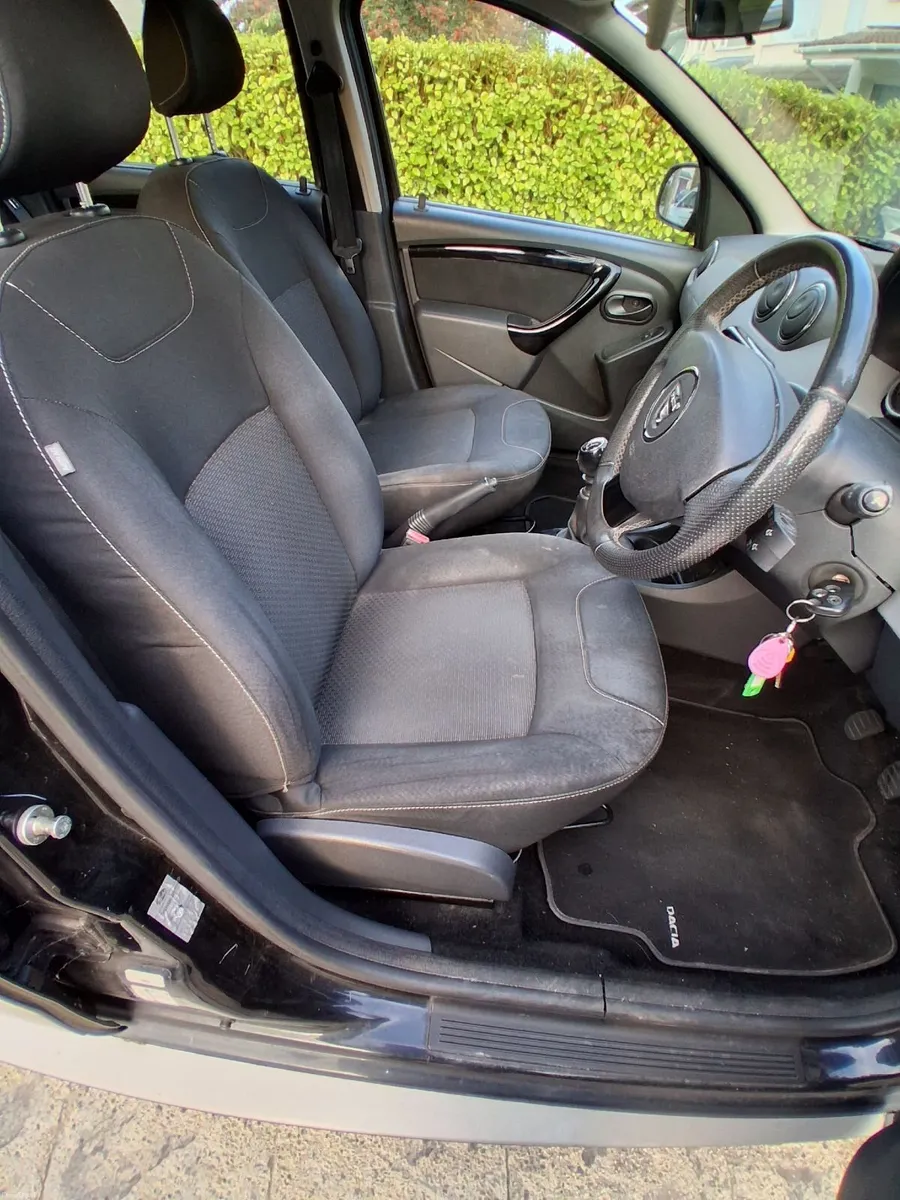 2024 Dacia Duster Signature 110 4 4DR - Image 3