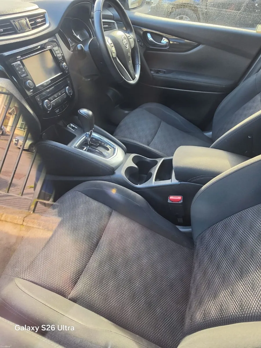 Nissan Qashqai 2017 - Image 2