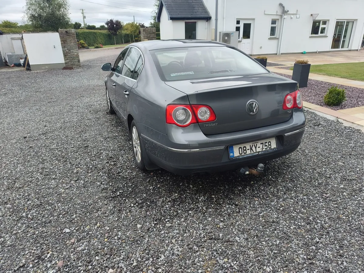 Volkswagan Passat - Image 2