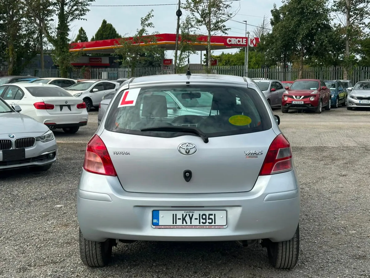 Toyota Yaris 1.0 SPORT 5DR - Image 5