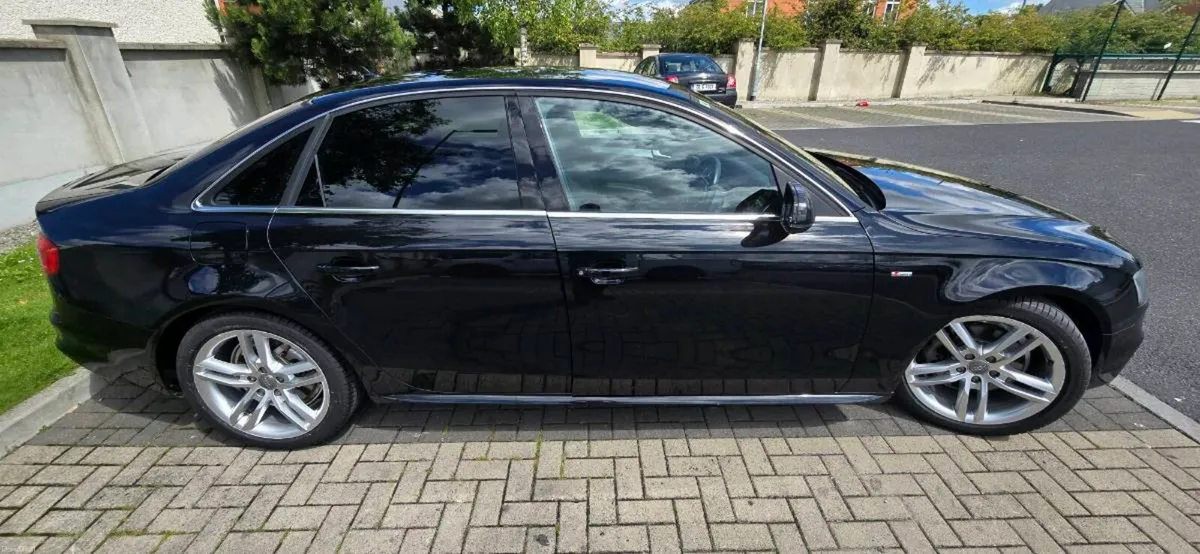 Audi A4 2013 2.0l TFSI Automatic S-Line - Image 2