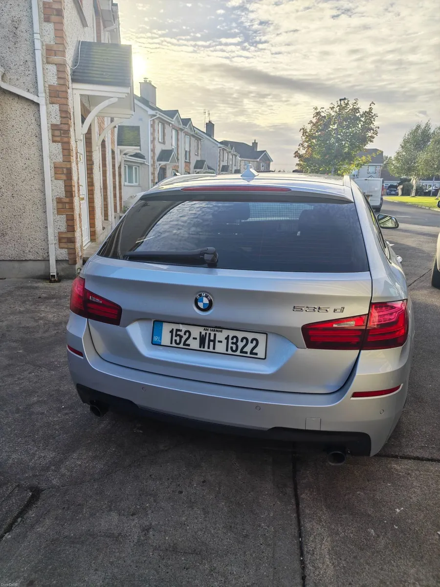 BMW 5-Series 2015 - Image 6