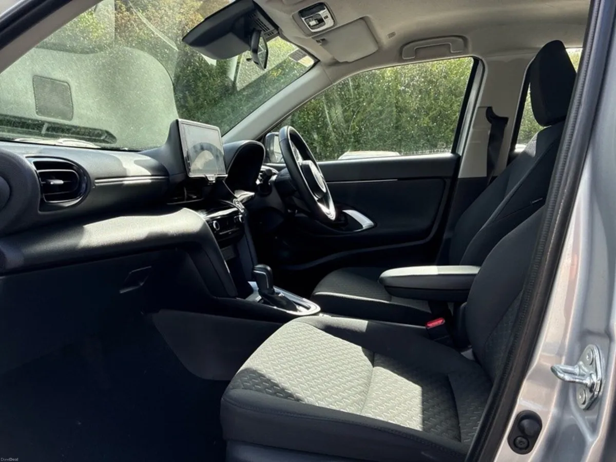Toyota Yaris Cross LUNA - GRANDONS - Image 6