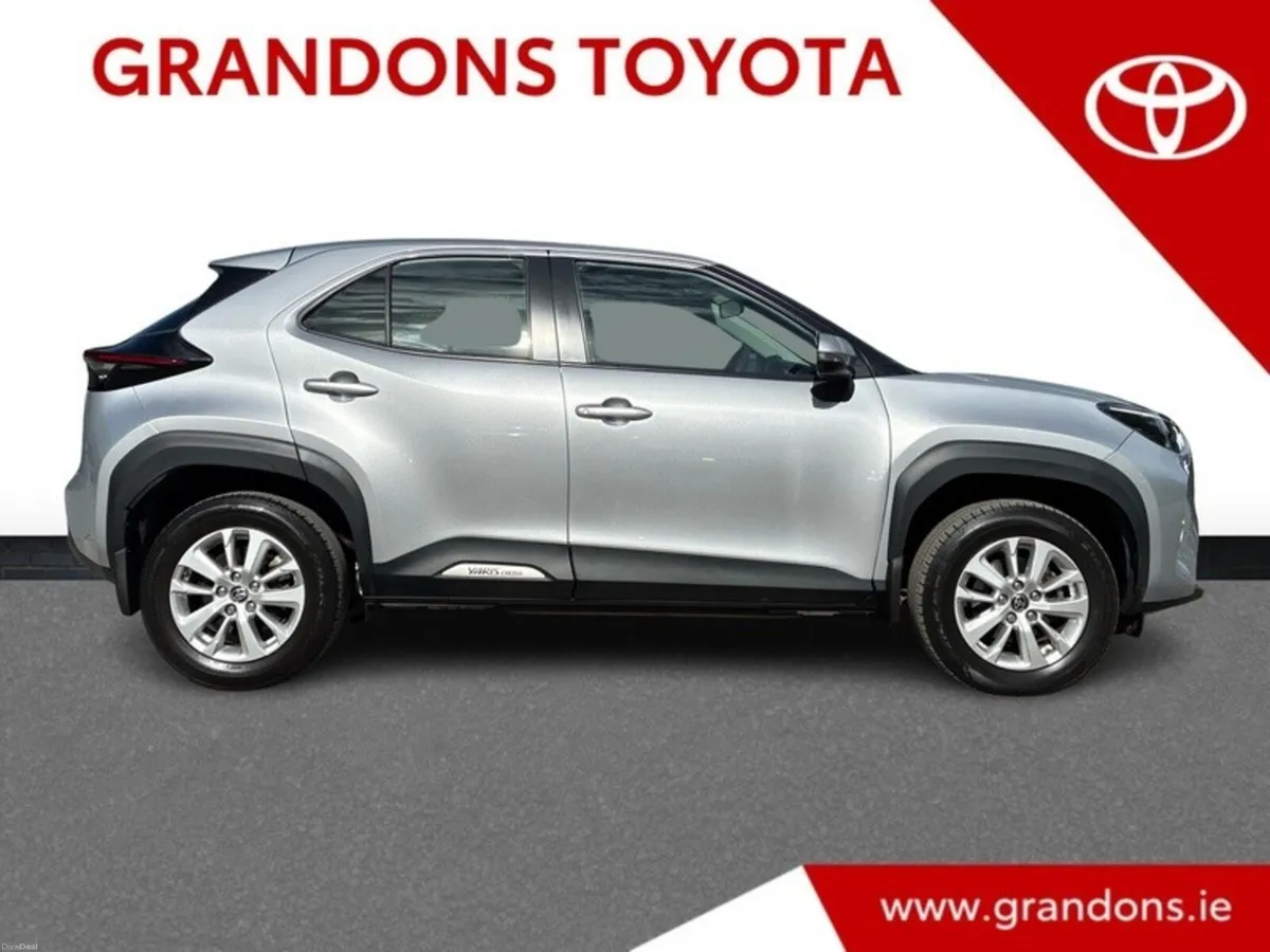 Toyota Yaris Cross LUNA - GRANDONS - Image 3