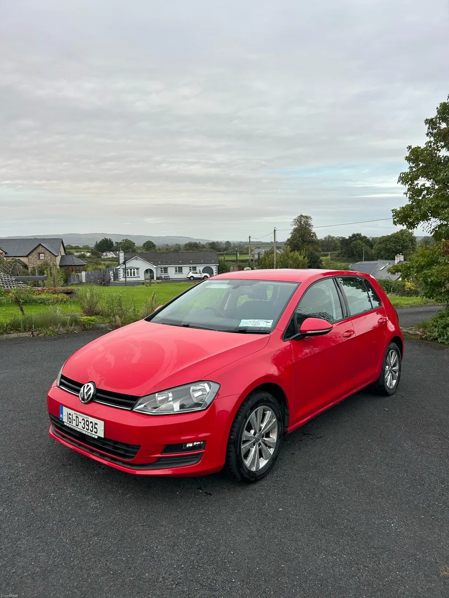 Volkswagen Golf TSI 1.2L 2016 Red - Image 4