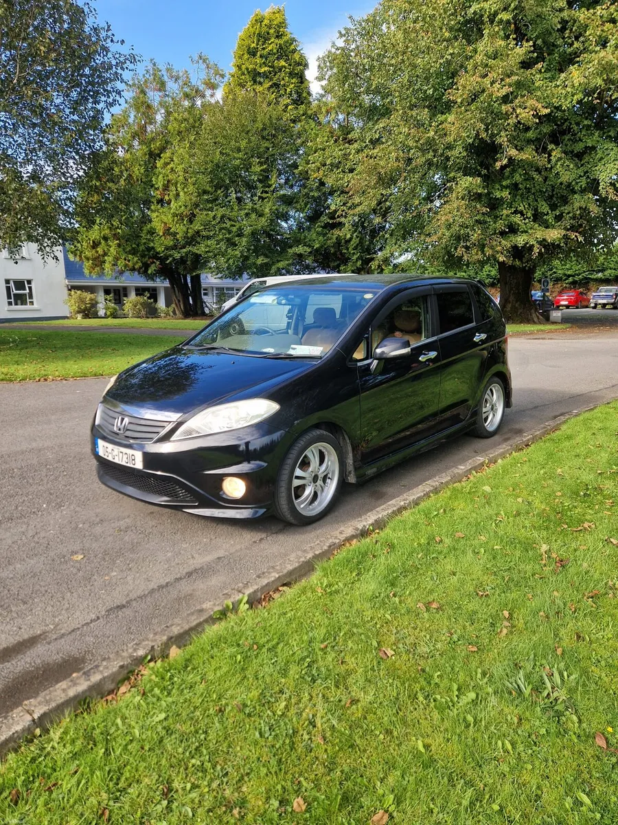 Honda fr-v automatic - Image 2