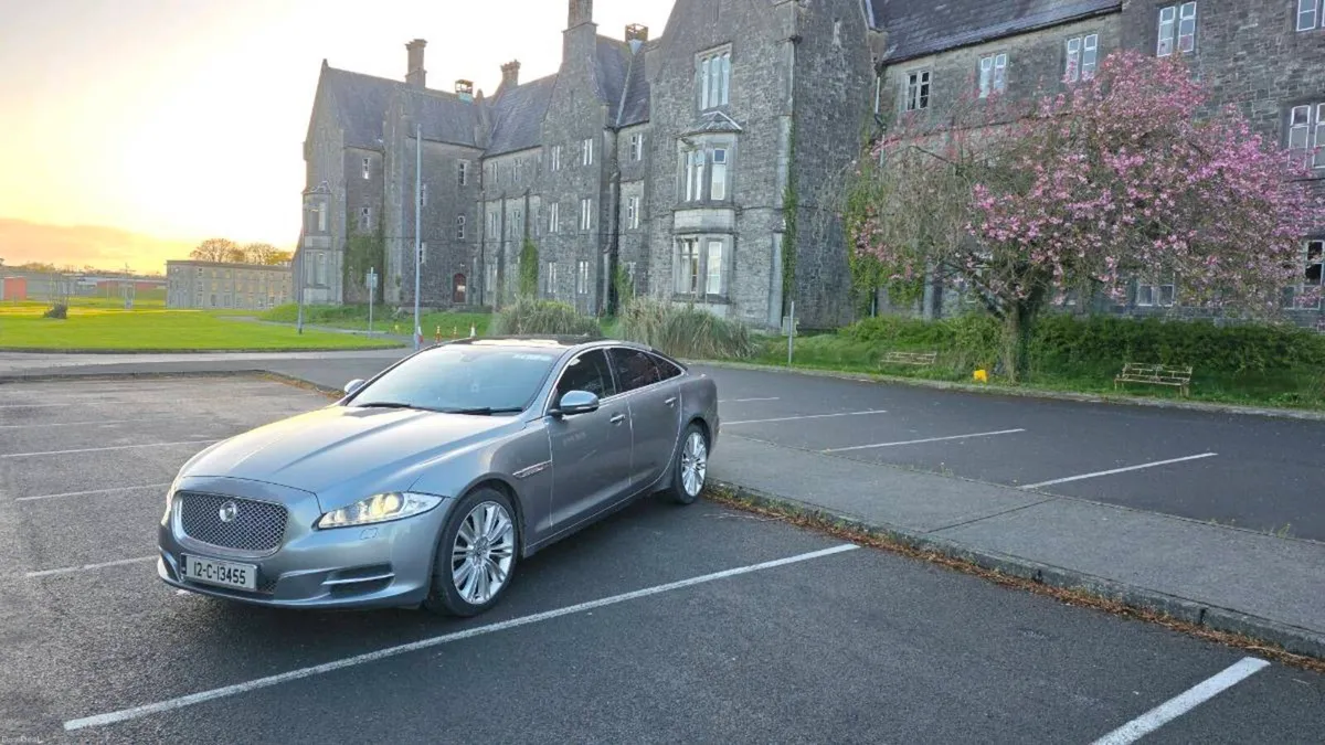 2012 Jaguar XJ 3.0D Twin Turbo High Spec - Image 3