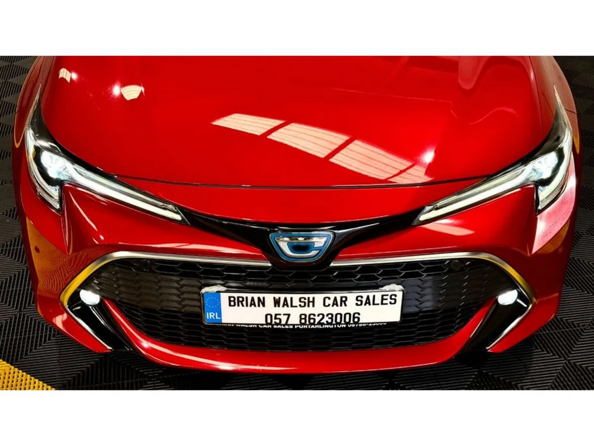 Toyota Corolla SPORTS HYBRID G Z - Image 4