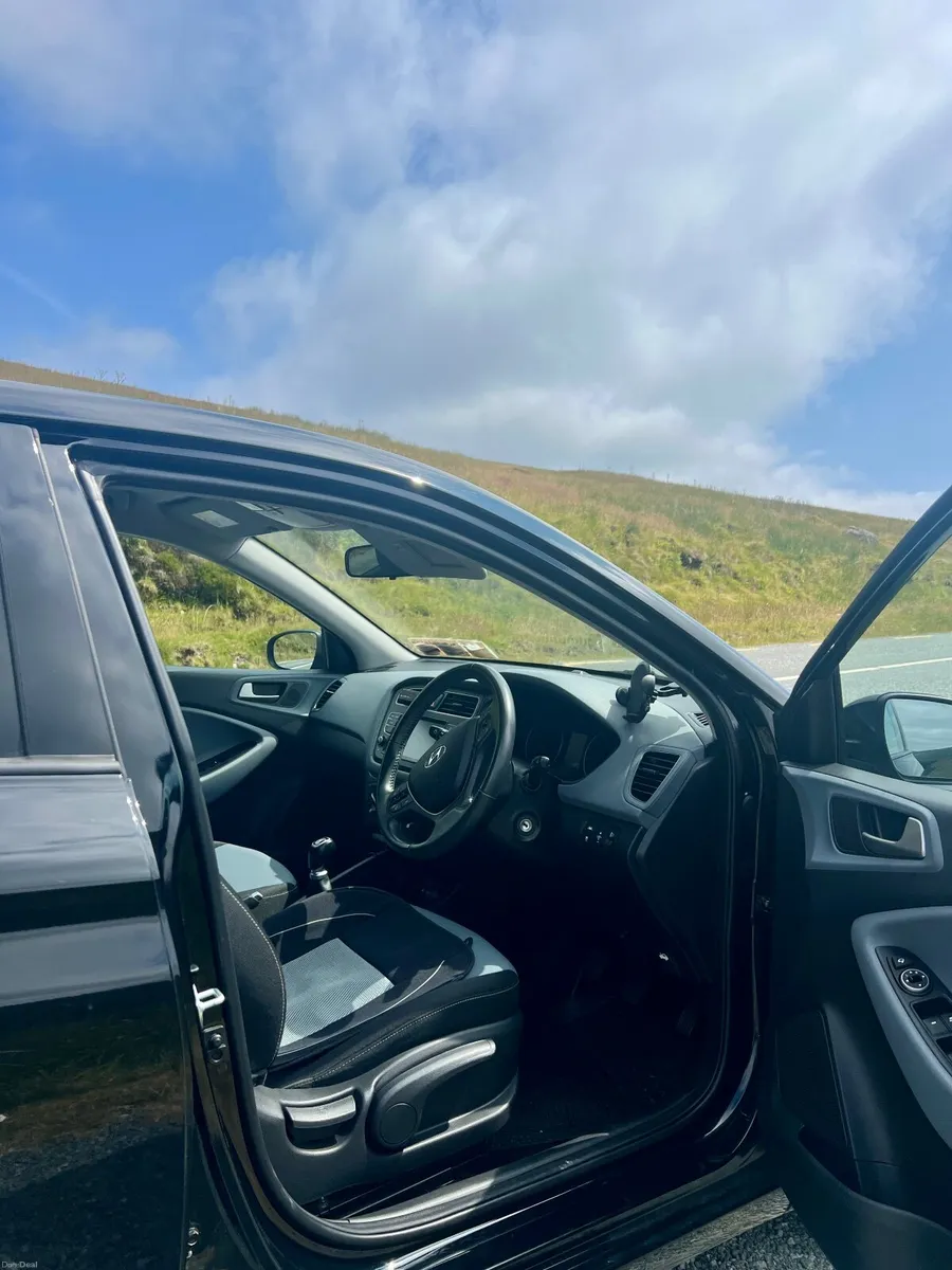 Hyundai i20 2019 - Image 2