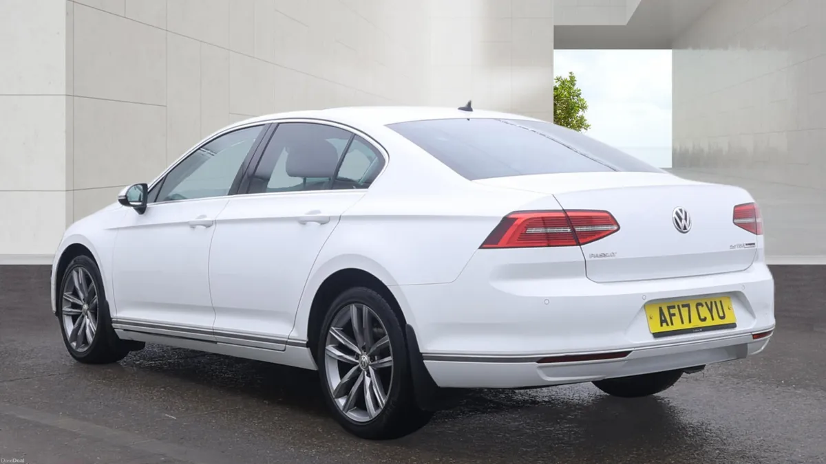 Volkswagen Passat GT LINE - FINANCE AVAILABLE - Image 3