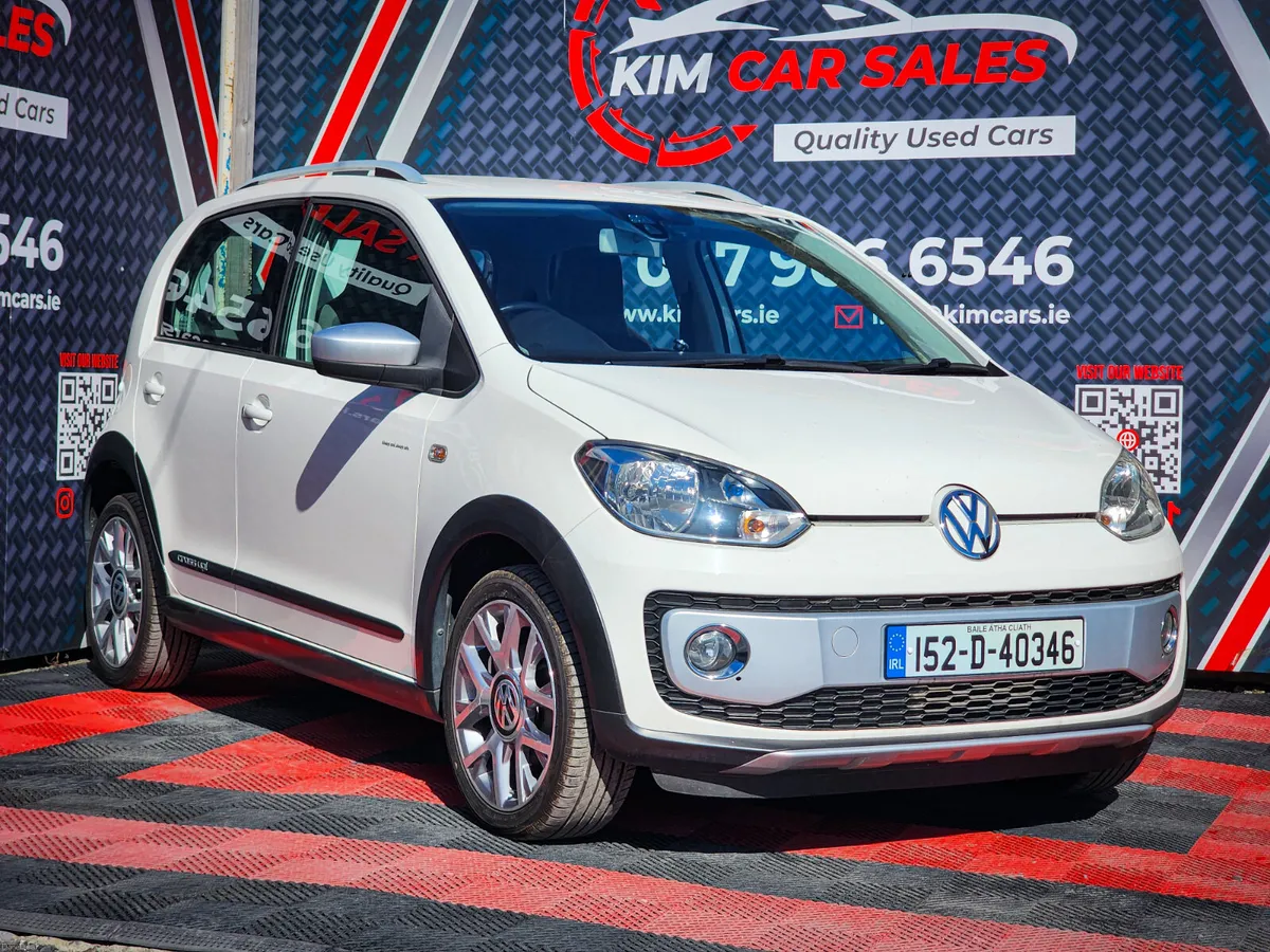 2015 Volkswagen up! Cross - Image 3