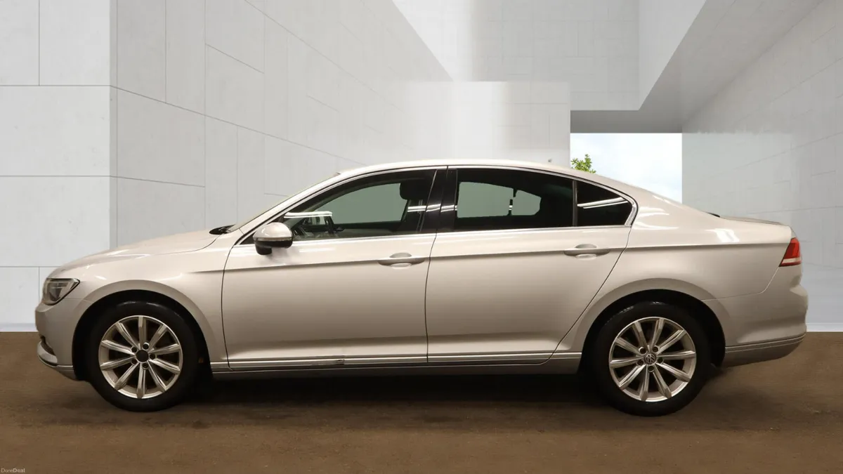 Volkswagen Passat SE BUSINESS - FINANCE AVAILABLE - Image 6