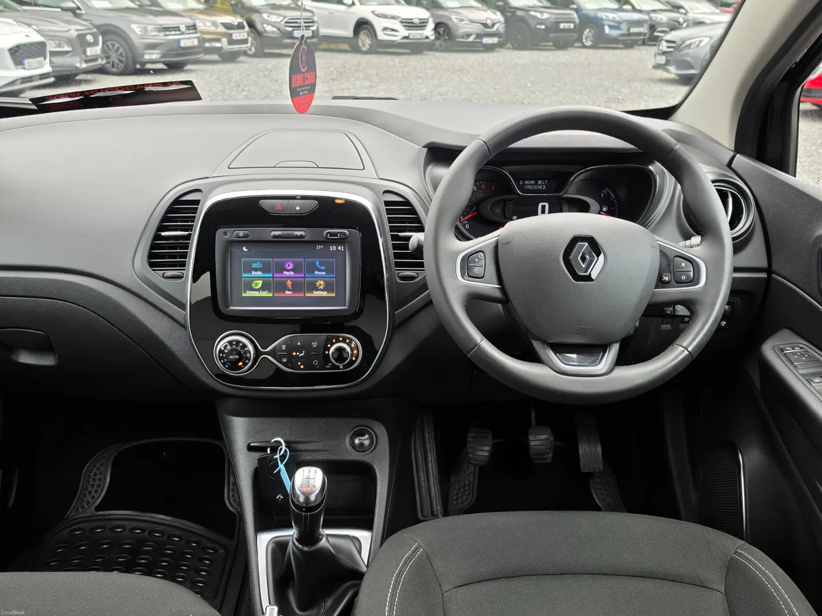 2019 Captur Iconic 0.9/New NCT/Irish/Warranty - Image 6