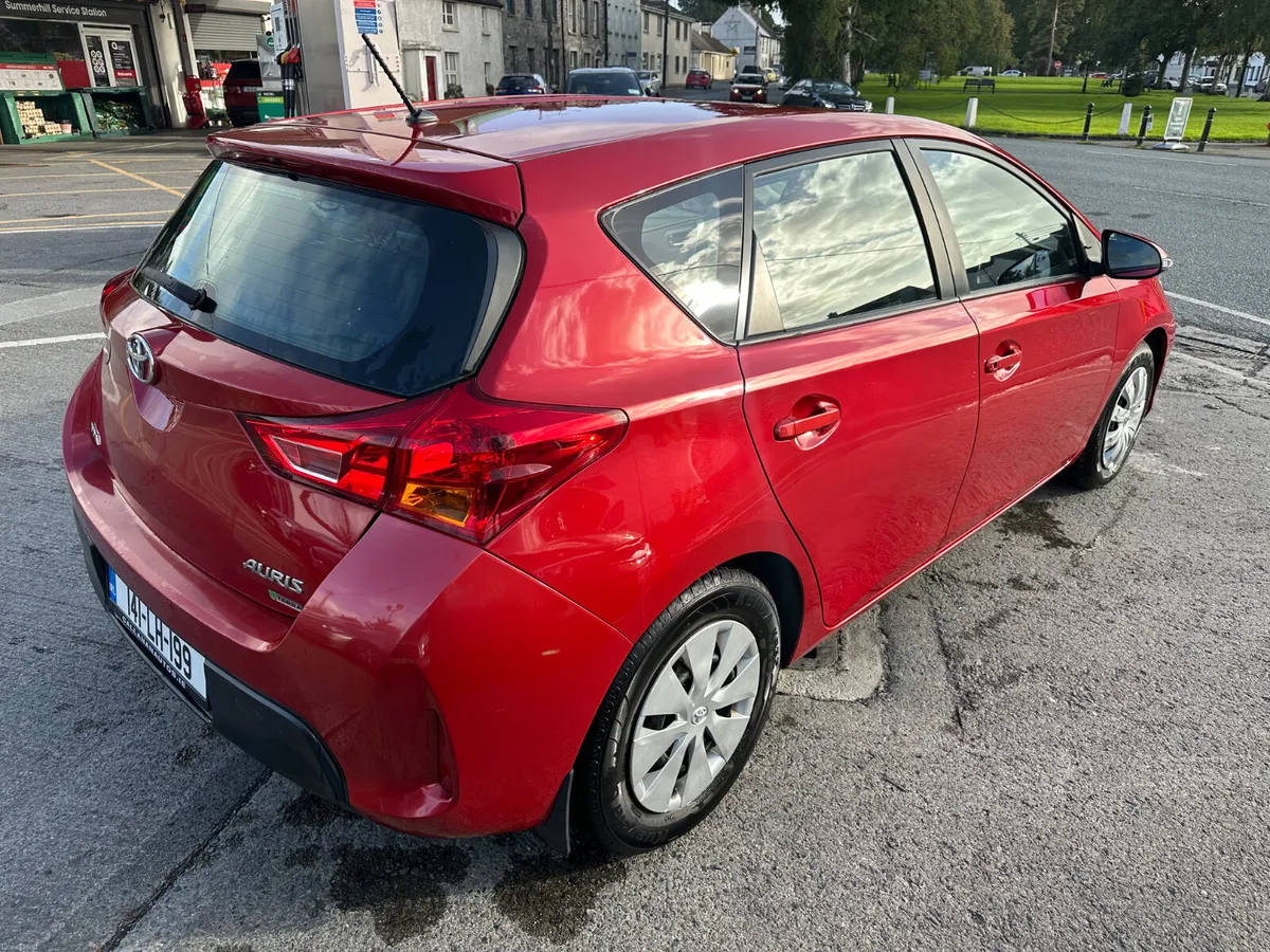 Toyota Auris 2014  D-4D 90 (1.4) 5Dr Terra - Image 5