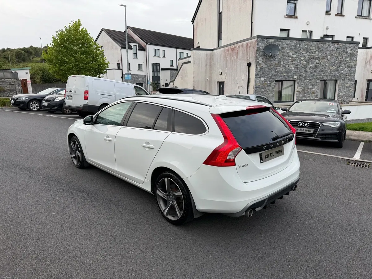 VOLVO V60 R DESIGN 2.0 D3 MINT !! - Image 5
