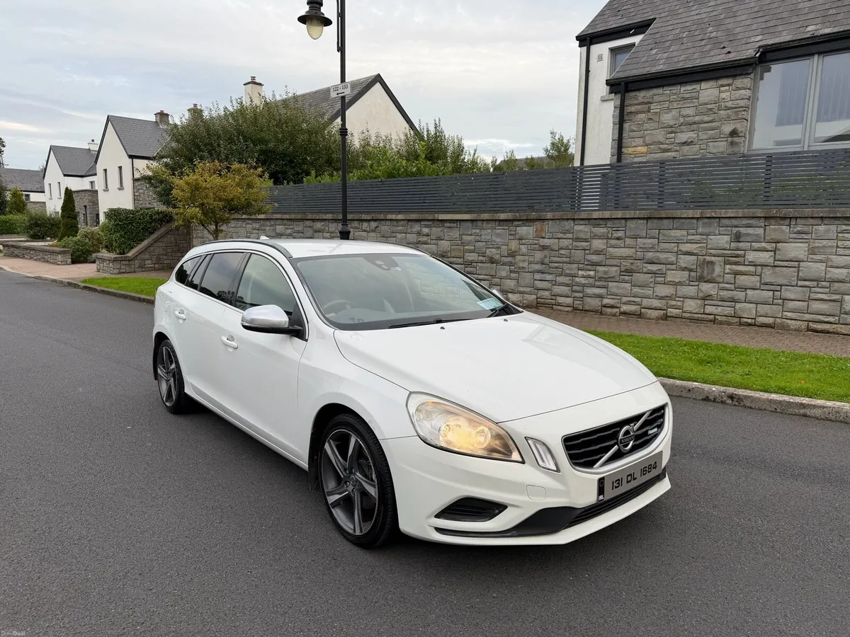 VOLVO V60 R DESIGN 2.0 D3 MINT !! - Image 1