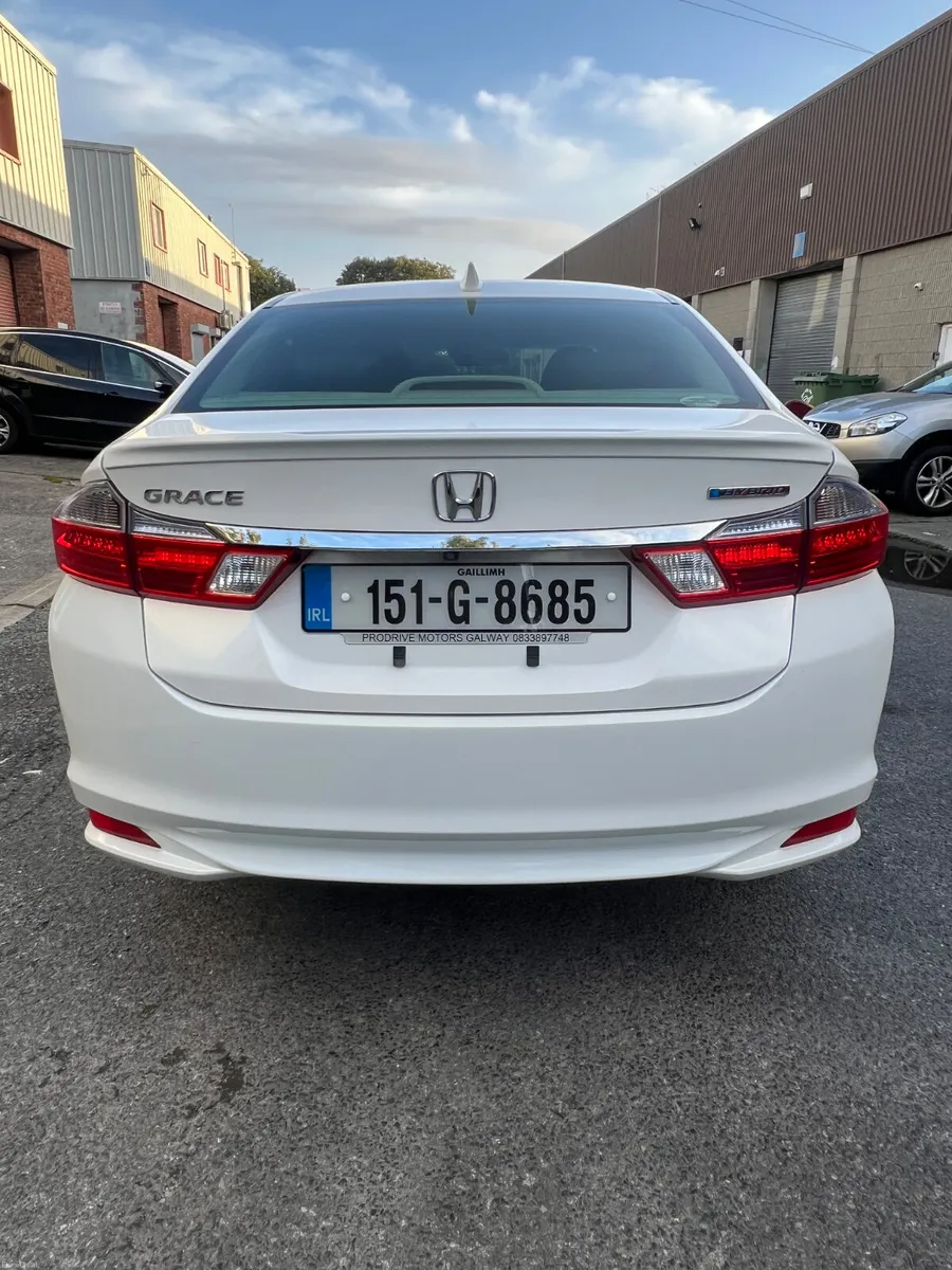 2015 Honda Grace 1.5L Hybrid - Image 2