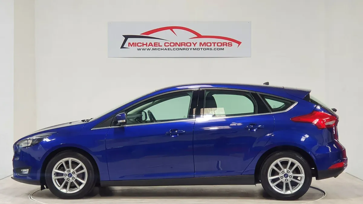 Ford Focus ZETEC - Image 5