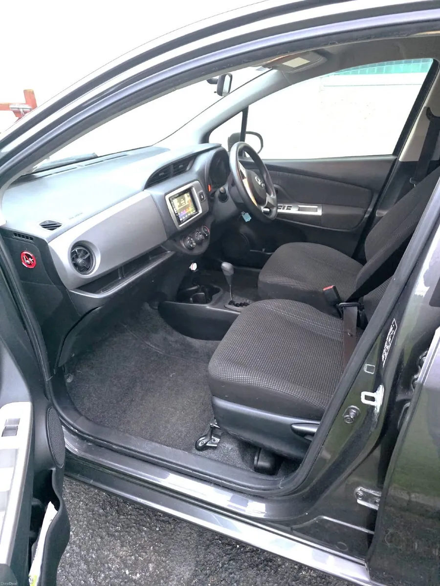 Toyota Vitz 2016 - Image 4