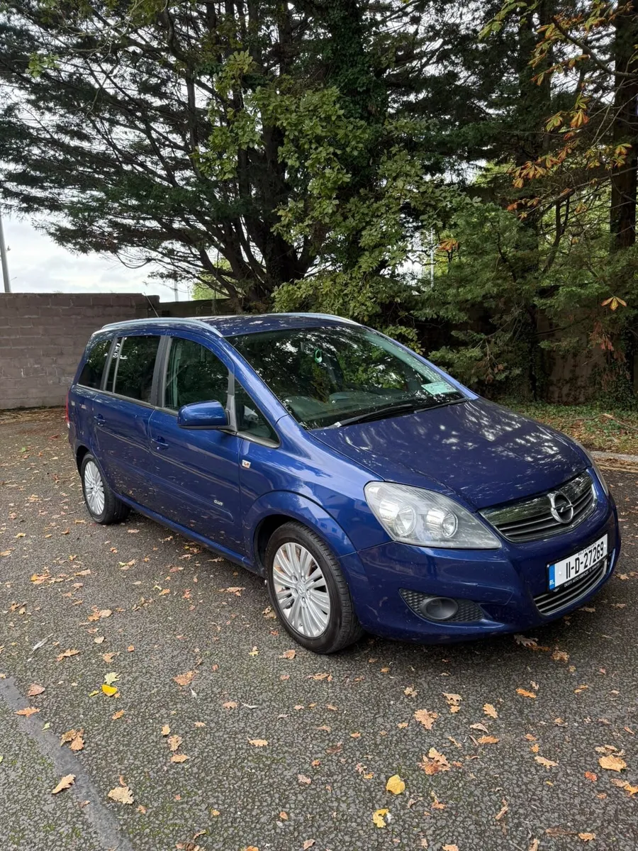 11 Opel Zafira 1.7 Diesel - 7 SEATER - Image 1